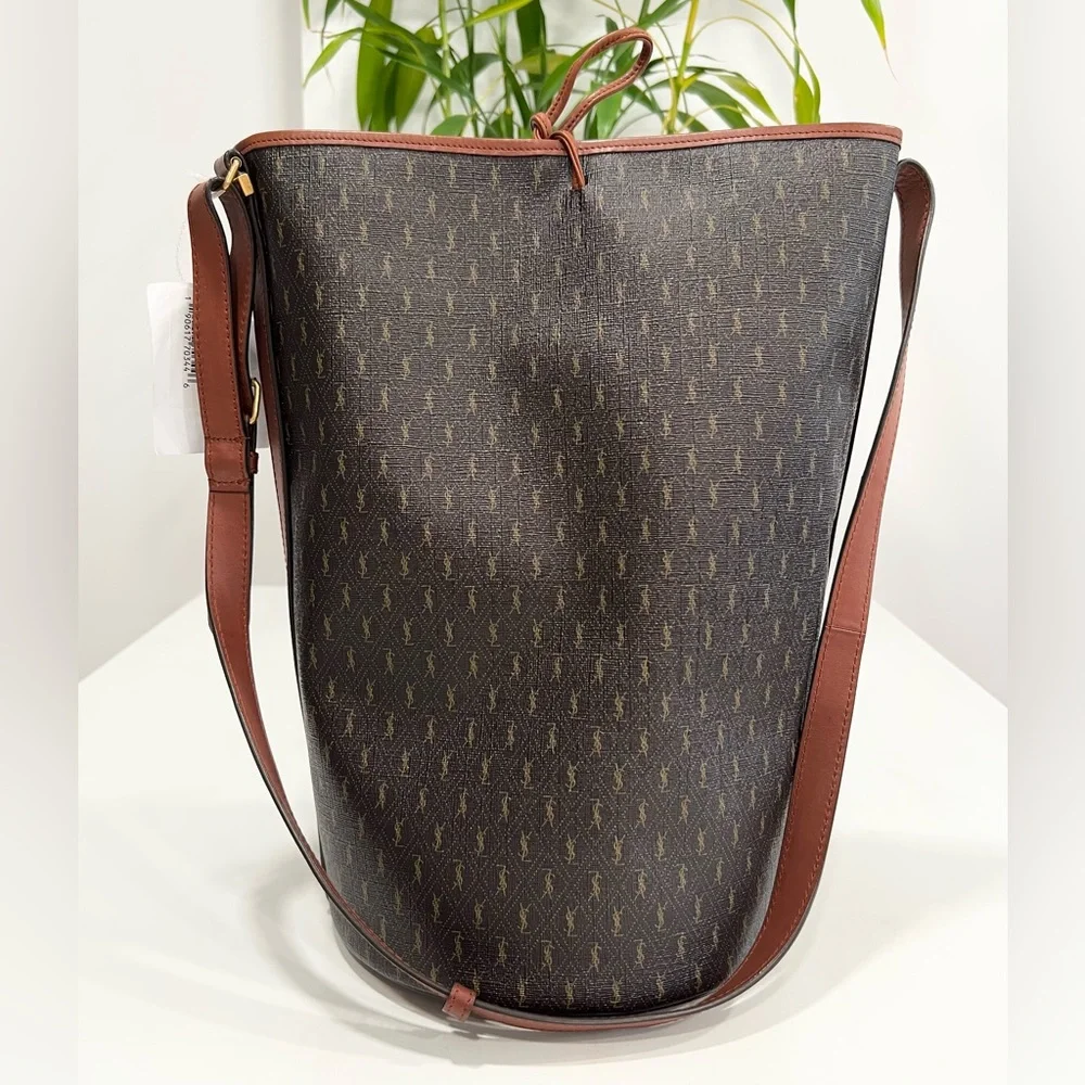 Saint Laurent Le Monogramme leather-trimmed printed coated-canvas bucket bag - Picture 6 of 16